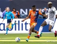 冯绍峰离婚,复出影坛,偶遇镜头显,亚博体彩,亚博体彩官网,亚博体彩Yabo官网